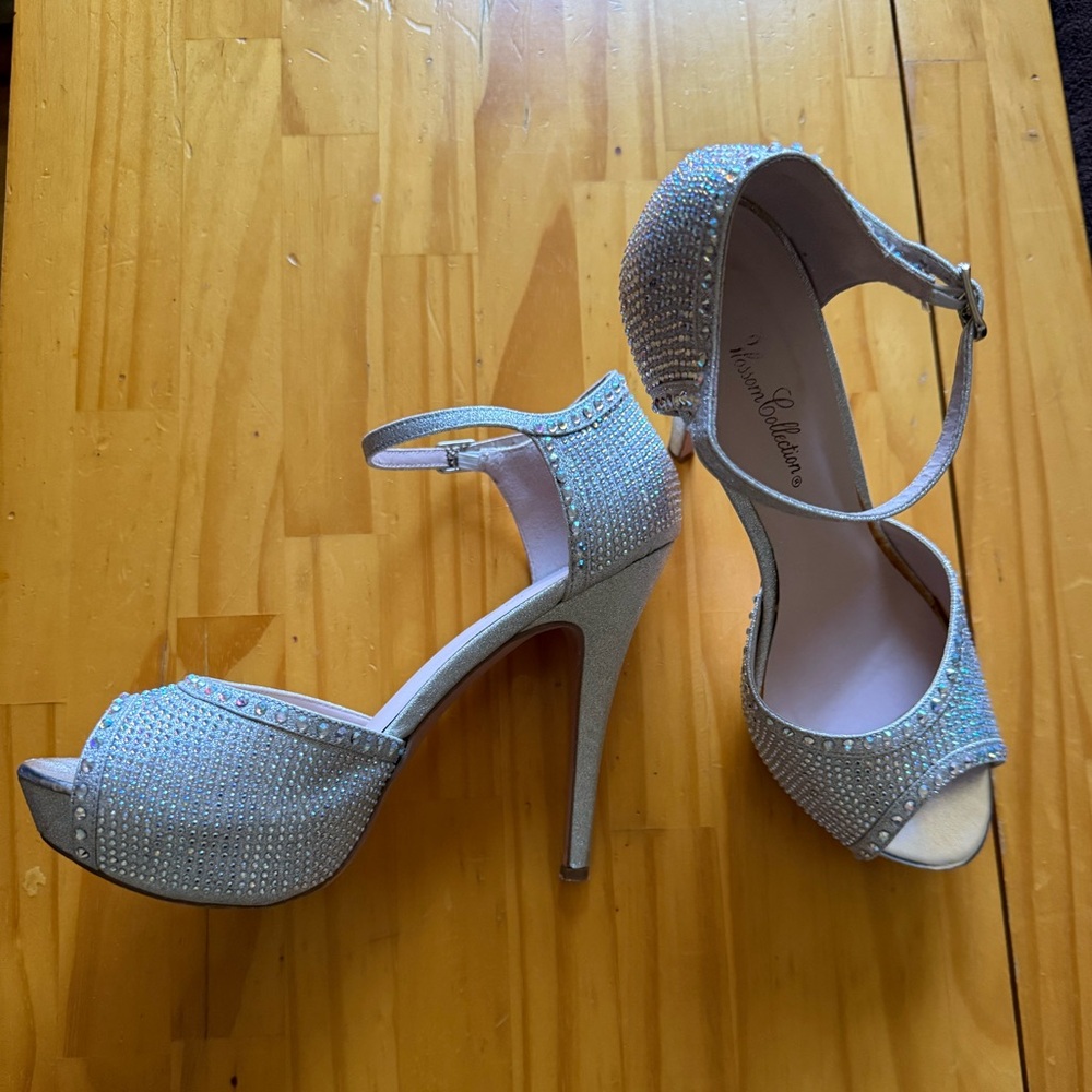 Elegant Silver Platform High Heel Sandals Ladies Size 8